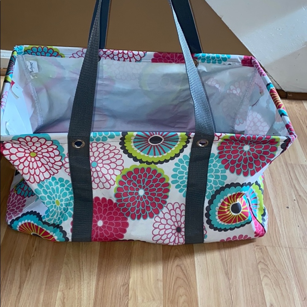 XL thirty one utility bag